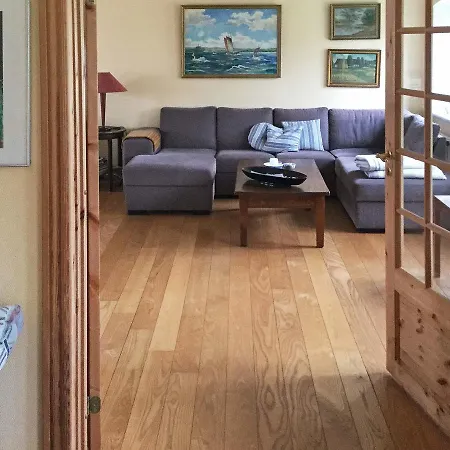 Three-bedroom Holiday In 4 Feriehus